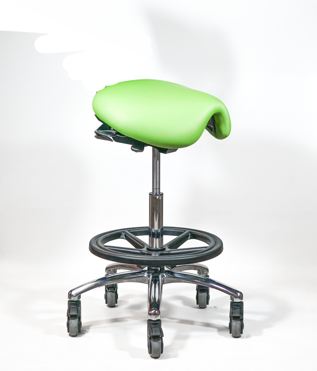 How Ergonomic Seating Can Save Your Back in Veterinary Practice